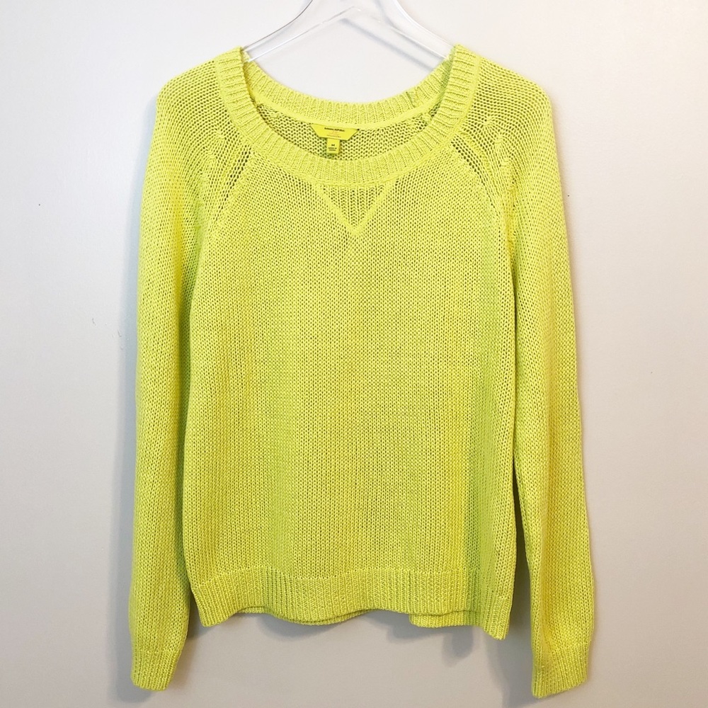 Banana Republic: Yellow Sweater
